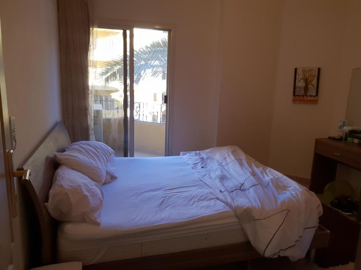 British Resort Pool View Apartments Hurghada Exterior foto