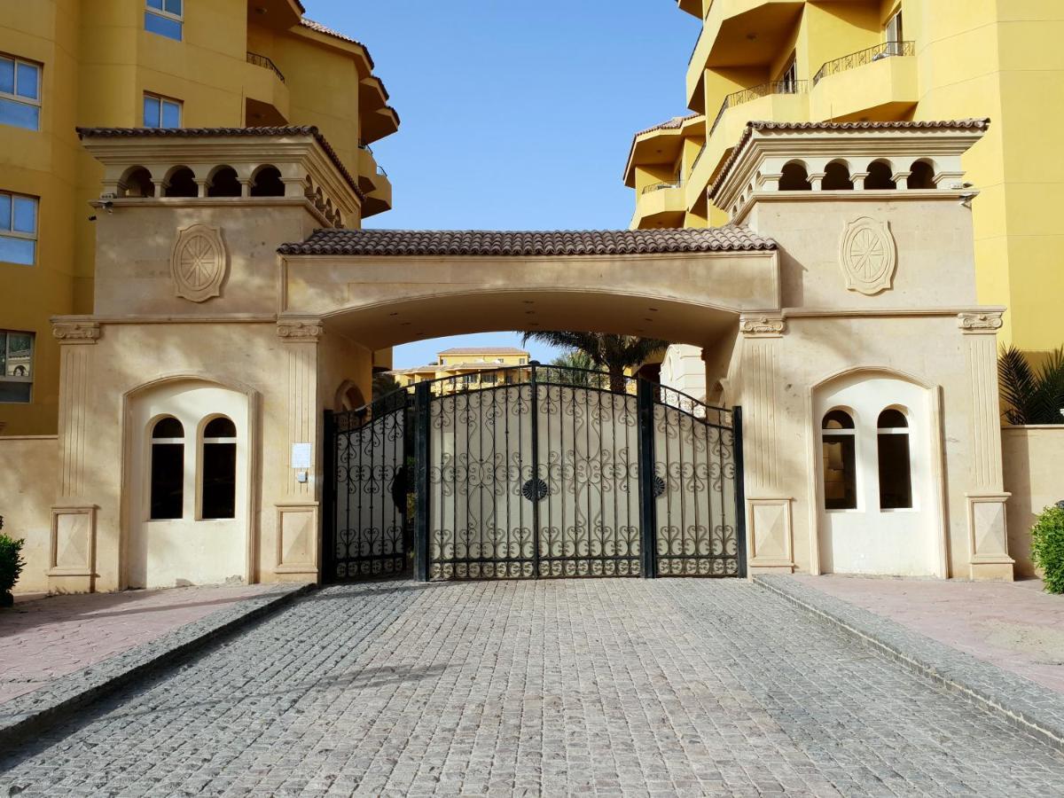British Resort Pool View Apartments Hurghada Exterior foto